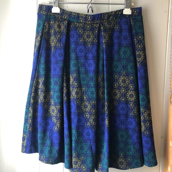{Lularoe} Madison skirt - Picture 1 of 5